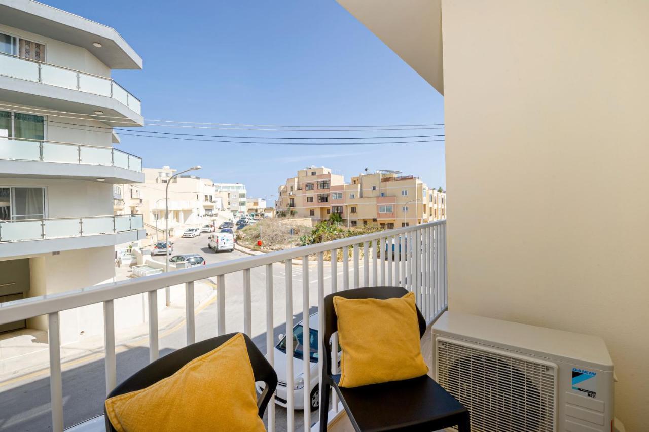 Summer Breeze Comfort Sunny Apartments Close To The Sandy Beaches - By Getawaysmalta Mellieħa Екстериор снимка